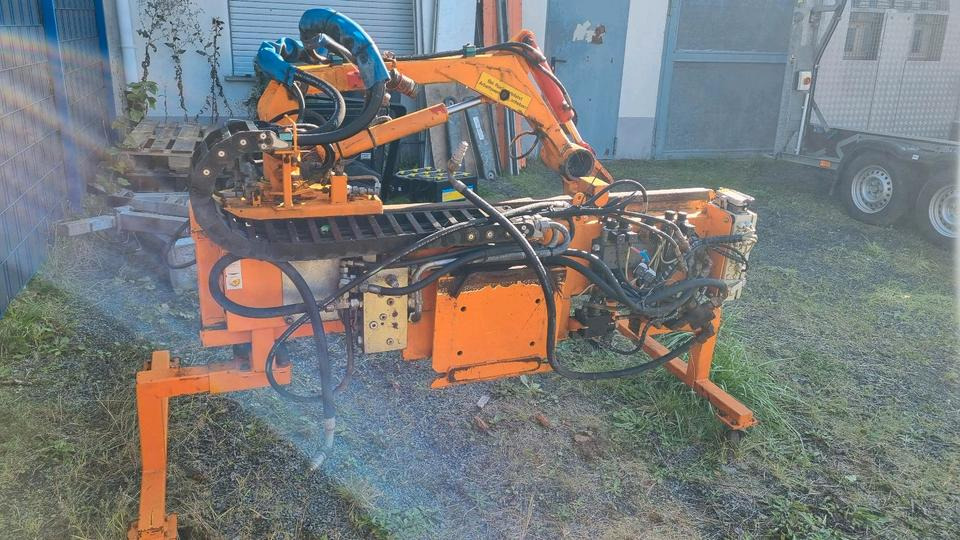 Dücker UNA Mähausleger 100 Böschungsmulcher Böschungsmäher Seitenmulcher Multicar Ladog Bucher Unimog - Boom mower: picture 2 Dücker UNA Mähausleger 100 Böschungsmulcher Böschungsmäher Seitenmulcher Multicar Ladog Bucher Unimog - Boom mower: picture 2