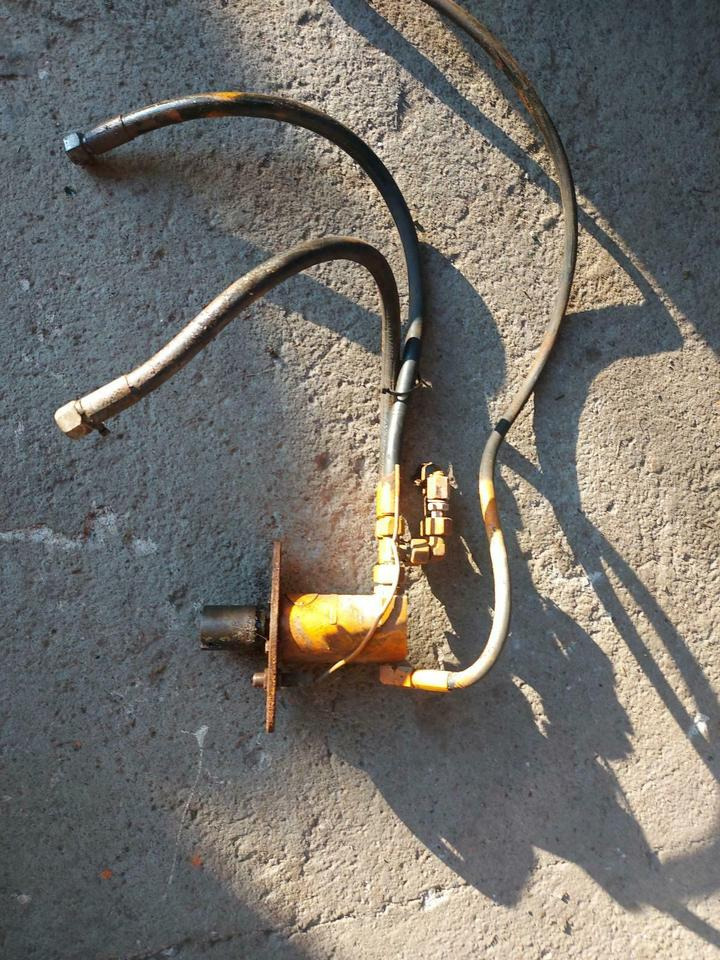 Hydraulikmotor Schmidt DST SST Salzstreuer Winterdienst Unimog - Hydraulic motor for Municipal/ Special vehicle: picture 1 Hydraulikmotor Schmidt DST SST Salzstreuer Winterdienst Unimog - Hydraulic motor for Municipal/ Special vehicle: picture 1