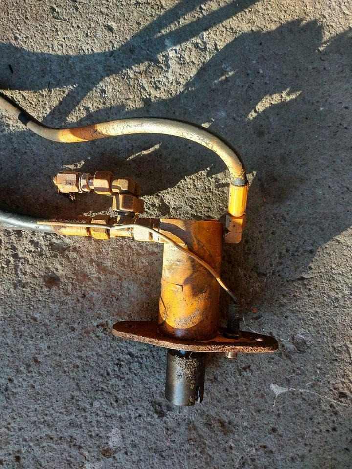 Hydraulikmotor Schmidt DST SST Salzstreuer Winterdienst Unimog - Hydraulic motor for Municipal/ Special vehicle: picture 3 Hydraulikmotor Schmidt DST SST Salzstreuer Winterdienst Unimog - Hydraulic motor for Municipal/ Special vehicle: picture 3