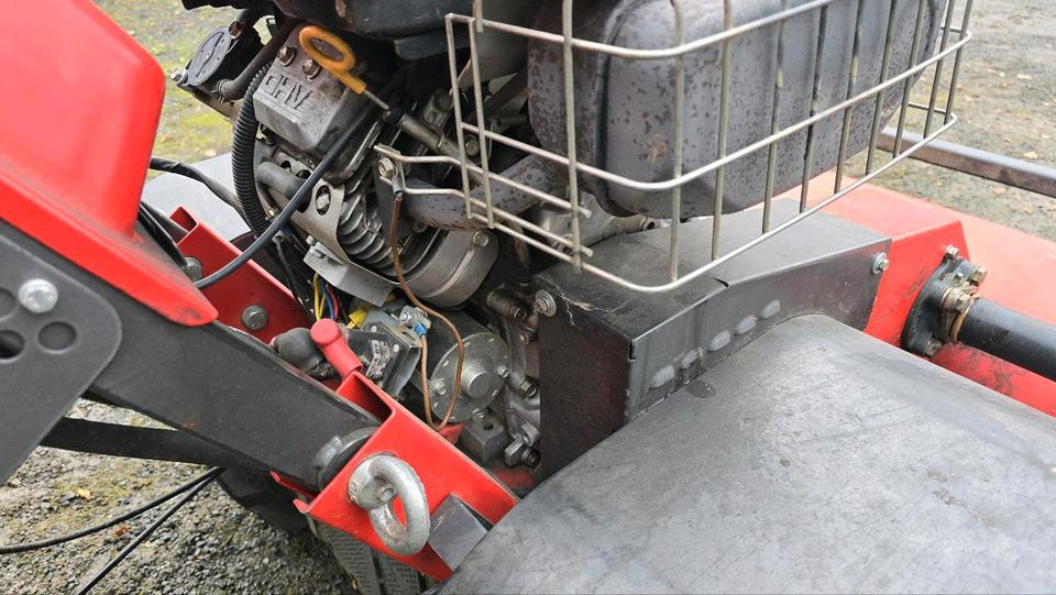 Kersten RCH 18100 Motormäher Böschungsmäher Böschungsmulcher Hangmäher Mulchmäher Rasenmäher Mähraupe Irus - Garden mower: picture 5 Kersten RCH 18100 Motormäher Böschungsmäher Böschungsmulcher Hangmäher Mulchmäher Rasenmäher Mähraupe Irus - Garden mower: picture 5