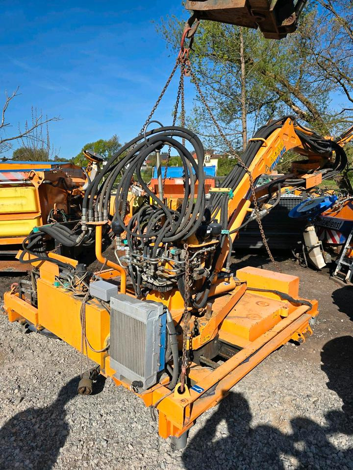 Mulag MHU 800 Mähausleger Böschungsmäher Böschungsmulcher für Unimog 405 U 300 400 500 318 423 427 430 527 535 530 Mercedes-Benz - Boom mower: picture 3 Mulag MHU 800 Mähausleger Böschungsmäher Böschungsmulcher für Unimog 405 U 300 400 500 318 423 427 430 527 535 530 Mercedes-Benz - Boom mower: picture 3