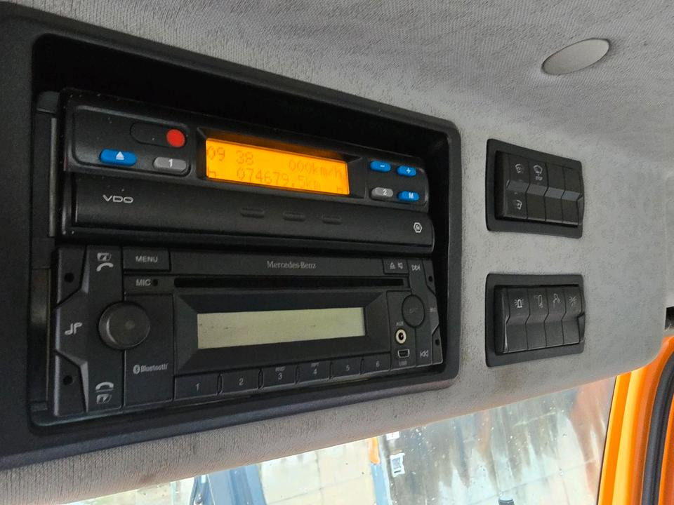 Municipal/ Special vehicle Unimog U318 NKS-F-UGE-42 Frontlader Mercedes-Benz 405/10 405/12 UGE Mercedes-Benz U 318 323 327 423 427 429 430 EasyDrive Variopilot Radlader Hauer rx 500 Frontlader: picture 14 Municipal/ Special vehicle Unimog U318 NKS-F-UGE-42 Frontlader Mercedes-Benz 405/10 405/12 UGE Mercedes-Benz U 318 323 327 423 427 429 430 EasyDrive Variopilot Radlader Hauer rx 500 Frontlader: picture 14