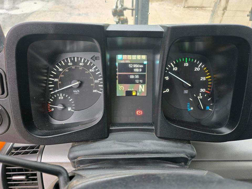 Municipal/ Special vehicle Unimog U318 NKS-F-UGE-42 Frontlader Mercedes-Benz 405/10 405/12 UGE Mercedes-Benz U 318 323 327 423 427 429 430 EasyDrive Variopilot Radlader Hauer rx 500 Frontlader: picture 11 Municipal/ Special vehicle Unimog U318 NKS-F-UGE-42 Frontlader Mercedes-Benz 405/10 405/12 UGE Mercedes-Benz U 318 323 327 423 427 429 430 EasyDrive Variopilot Radlader Hauer rx 500 Frontlader: picture 11