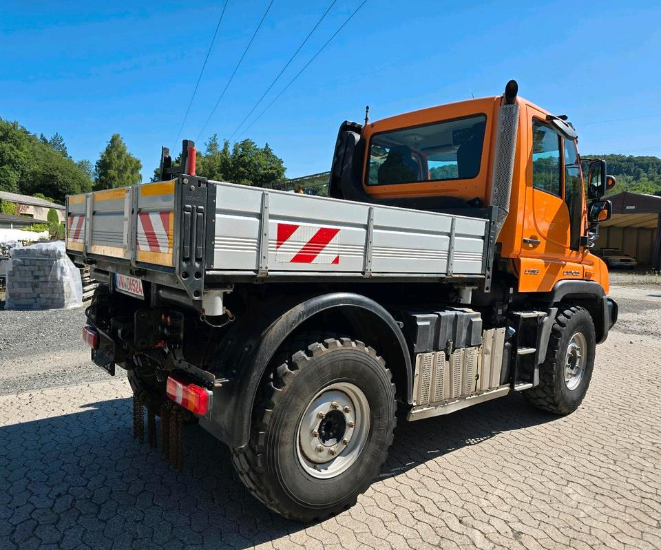 Unimog U318 NKS-F-UGE-42 Mercedes-Benz 405/10 405/12 UGE Mercedes-Benz U 318 323 327 423 427 429 430 EasyDrive Variopilot - Municipal/ Special vehicle: picture 4 Unimog U318 NKS-F-UGE-42 Mercedes-Benz 405/10 405/12 UGE Mercedes-Benz U 318 323 327 423 427 429 430 EasyDrive Variopilot - Municipal/ Special vehicle: picture 4