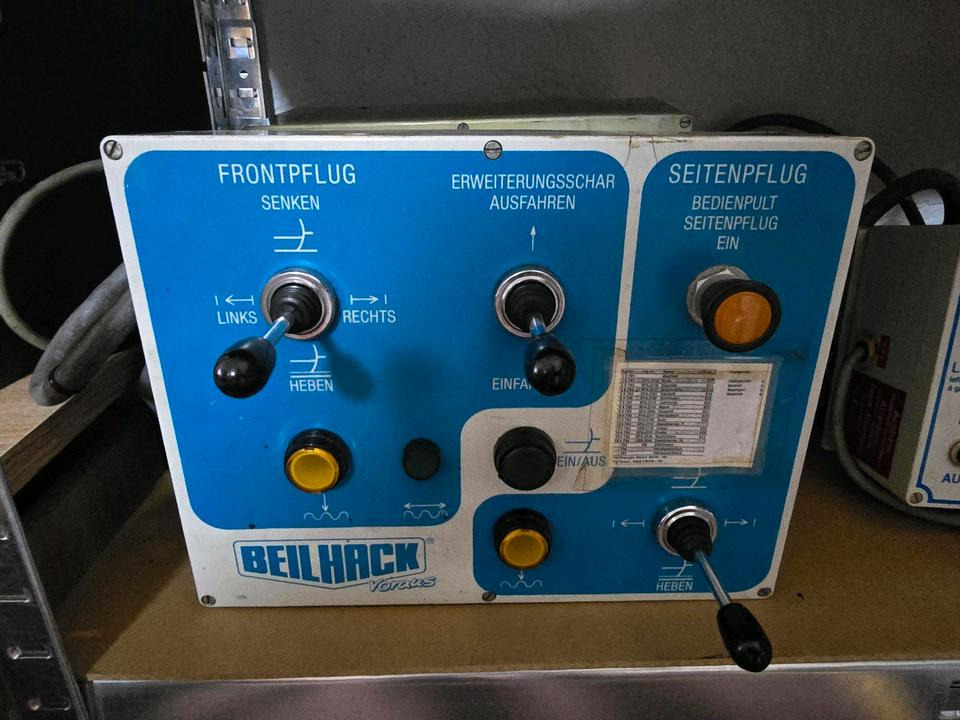 Beilhack Schneepflug Steuerung Bedienung Bedienteil Controller Fernbedienung Steuereinheit Bordcomputer - Spare parts for Snow removal vehicle: picture 1 Beilhack Schneepflug Steuerung Bedienung Bedienteil Controller Fernbedienung Steuereinheit Bordcomputer - Spare parts for Snow removal vehicle: picture 1