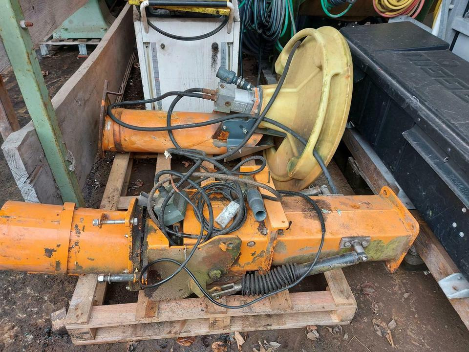 Streueinheit Streuteller Küpper Weisser Salzstreuer IMS STA - Spare parts for Municipal/ Special vehicle: picture 3 Streueinheit Streuteller Küpper Weisser Salzstreuer IMS STA - Spare parts for Municipal/ Special vehicle: picture 3