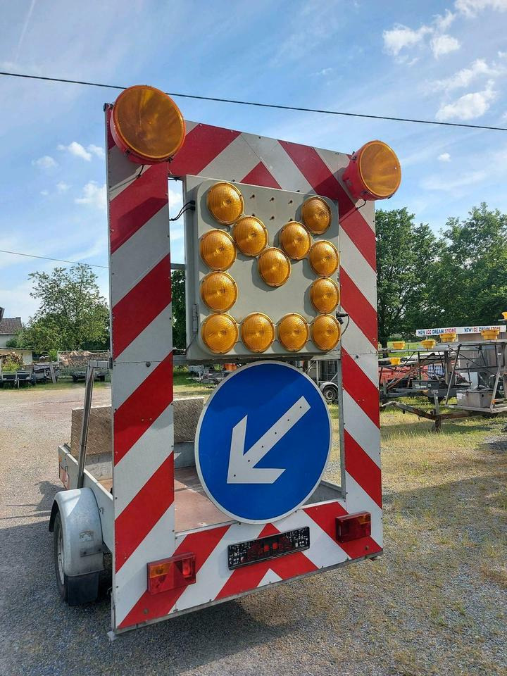 Trailer Trebbiner Absperrtafel Sperrwand Vz616 Nissen Horizont vz615: picture 8