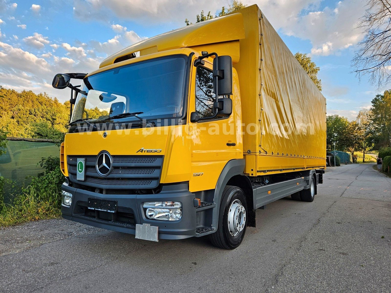 Mercedes-Benz Atego 1327 L * BREMS/SPUR-ASS*DIFF.*LBW*AHK*7.2m - Curtainsider truck: picture 2 Mercedes-Benz Atego 1327 L * BREMS/SPUR-ASS*DIFF.*LBW*AHK*7.2m - Curtainsider truck: picture 2