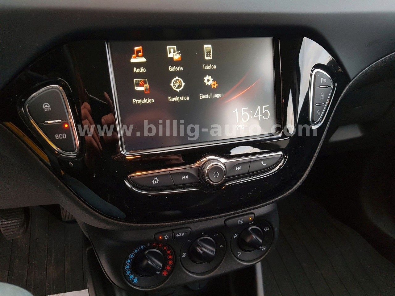 Opel Corsa Edition NAVI Bluetooth Handy PDC Tempomat - Car: picture 3 Opel Corsa Edition NAVI Bluetooth Handy PDC Tempomat - Car: picture 3