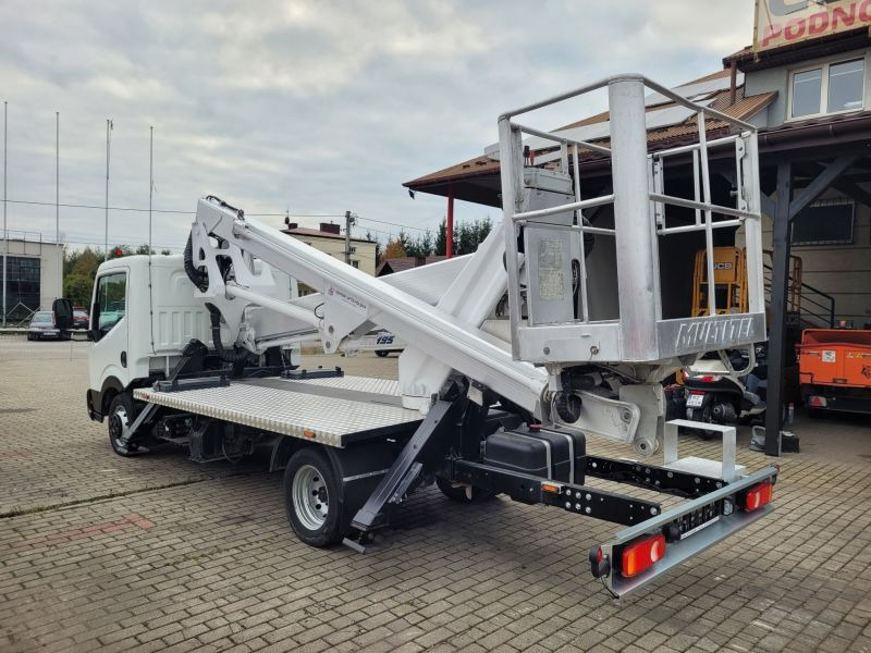 Nissan Cabstar NT400 podnośnik koszowy 20 m Multitel HX195 bucket truck boom lift - Truck mounted aerial platform: picture 5 Nissan Cabstar NT400 podnośnik koszowy 20 m Multitel HX195 bucket truck boom lift - Truck mounted aerial platform: picture 5