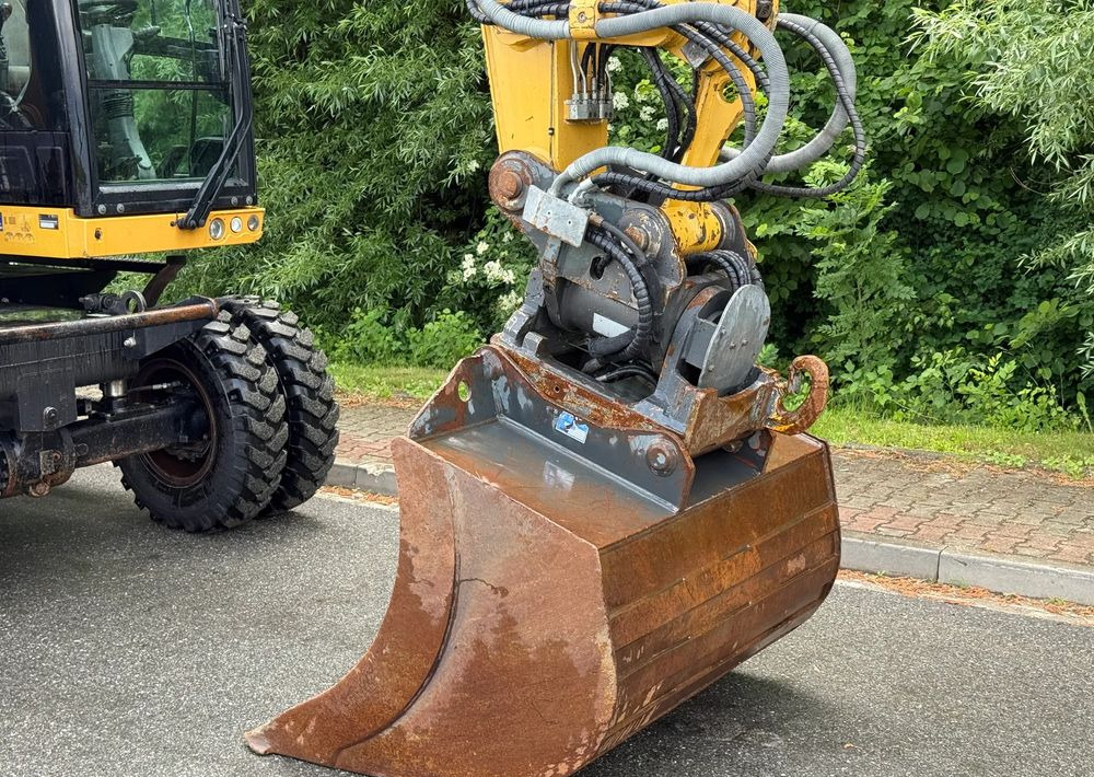 Caterpillar CAT 318 F * Powertilt * Sprowadzony* 9700 MTG * Caterpillar * Stan Perfekcyjny - Wheel excavator: picture 3 Caterpillar CAT 318 F * Powertilt * Sprowadzony* 9700 MTG * Caterpillar * Stan Perfekcyjny - Wheel excavator: picture 3