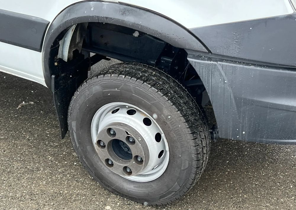 Iveco *IVECO 70C17 * ALLRAD *4x4* SPROWADZONY STAN PERFEKCYJNY ( Kamper Kiper Wywrotka ) - Box truck: picture 5 Iveco *IVECO 70C17 * ALLRAD *4x4* SPROWADZONY STAN PERFEKCYJNY ( Kamper Kiper Wywrotka ) - Box truck: picture 5