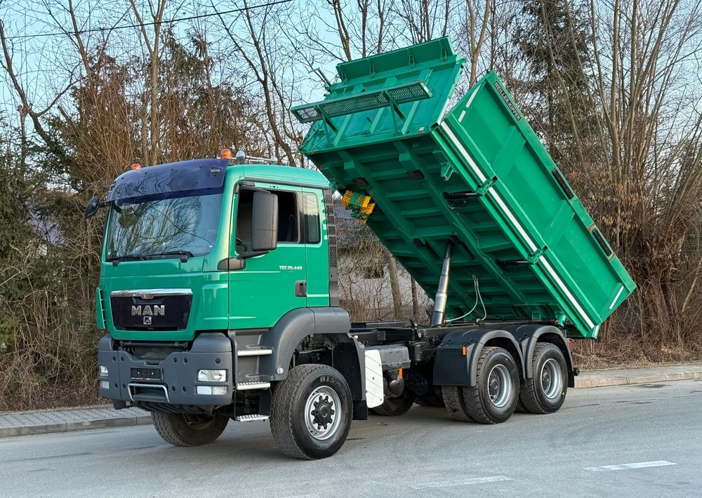 MAN * TGS 26.440 MAN * Kiper / Wywrotka * 6x6 * Sprowadzona * Bordmatik * Stan Perfekcyjny - Tipper: picture 1 MAN * TGS 26.440 MAN * Kiper / Wywrotka * 6x6 * Sprowadzona * Bordmatik * Stan Perfekcyjny - Tipper: picture 1