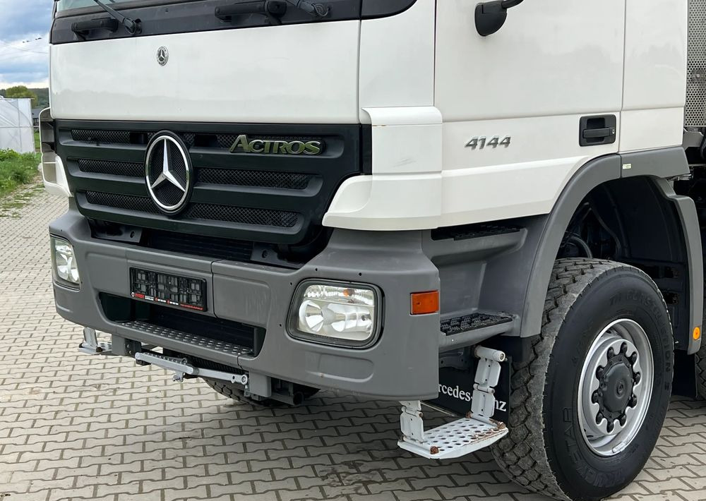 Mercedes-Benz * HDS Palfinger 150002 + FLY JIB PJ 170 * Mercedes Actros 8x6 * Dźwig * 40 TON * Wyciągarka * 35 Metrów * Kosz * - Crane truck: picture 4 Mercedes-Benz * HDS Palfinger 150002 + FLY JIB PJ 170 * Mercedes Actros 8x6 * Dźwig * 40 TON * Wyciągarka * 35 Metrów * Kosz * - Crane truck: picture 4