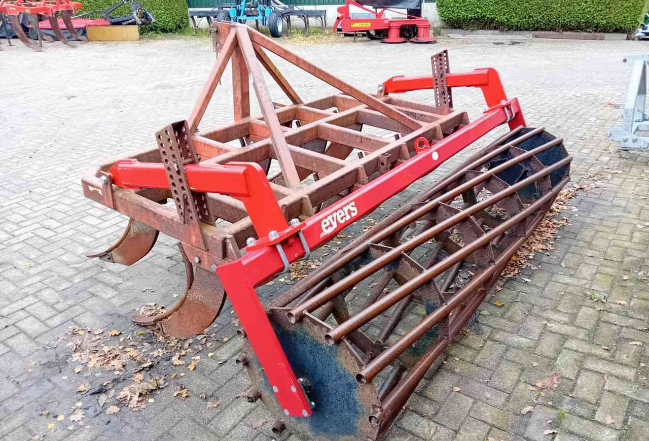Evers Garron LT-11 vaste tand cultivator grondbewerking - Cultivator: picture 3 Evers Garron LT-11 vaste tand cultivator grondbewerking - Cultivator: picture 3