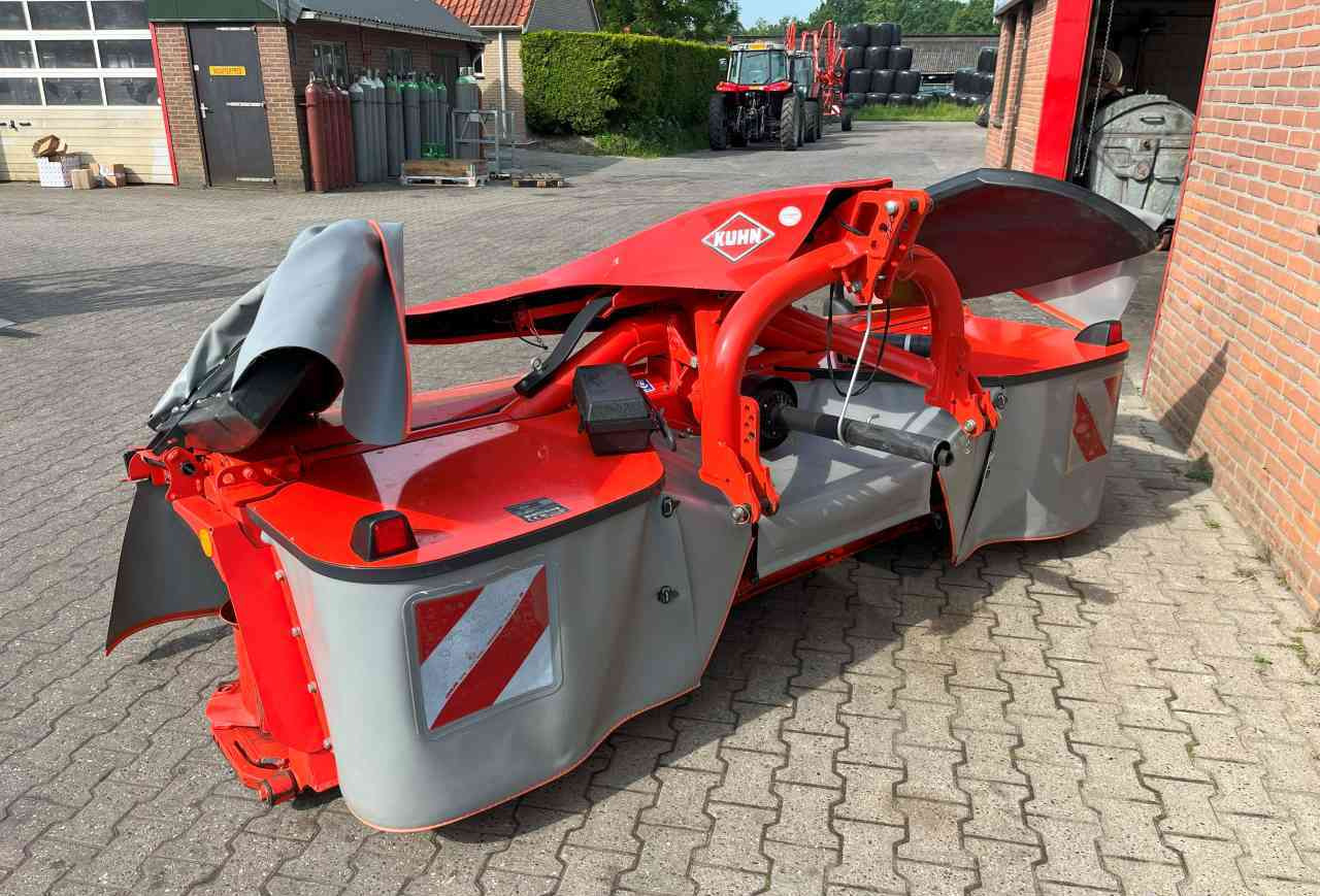 Kuhn GMD3123F-FF frontmaaier weidebouwmachines - Mower: picture 3 Kuhn GMD3123F-FF frontmaaier weidebouwmachines - Mower: picture 3