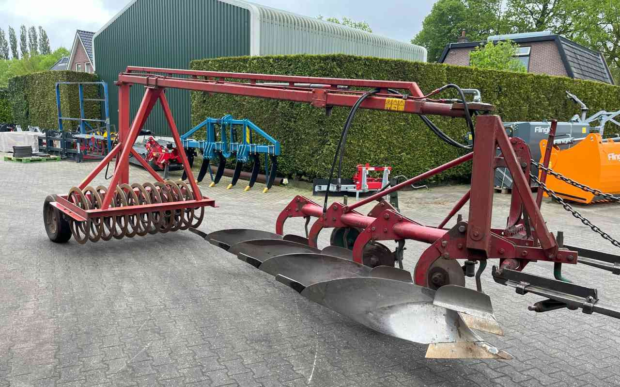 Kverneland 4 schaar ploeg + Evers vorenpakker grondbewerking - Plow: picture 4 Kverneland 4 schaar ploeg + Evers vorenpakker grondbewerking - Plow: picture 4