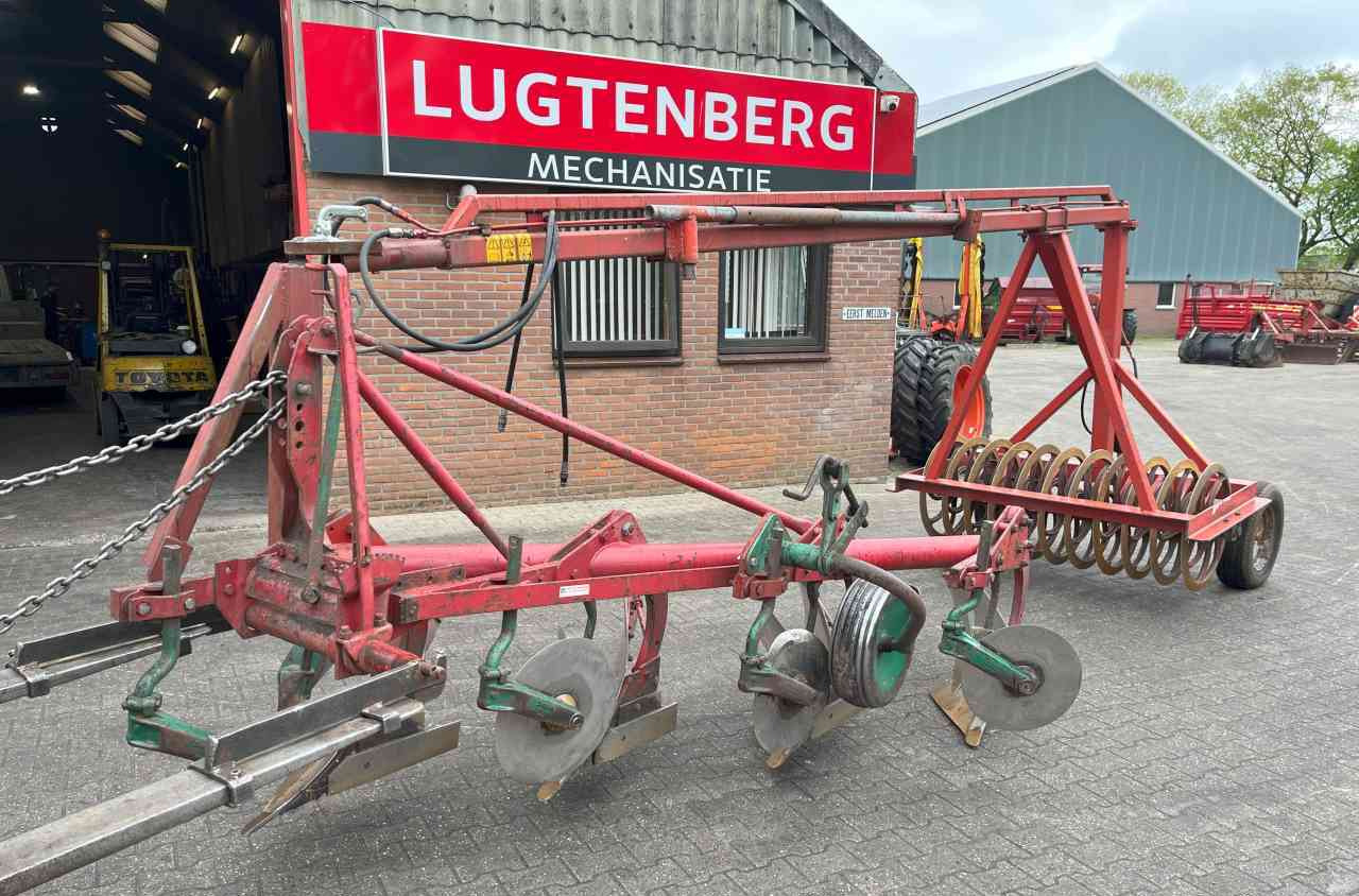 Kverneland 4 schaar ploeg + Evers vorenpakker grondbewerking - Plow: picture 2 Kverneland 4 schaar ploeg + Evers vorenpakker grondbewerking - Plow: picture 2