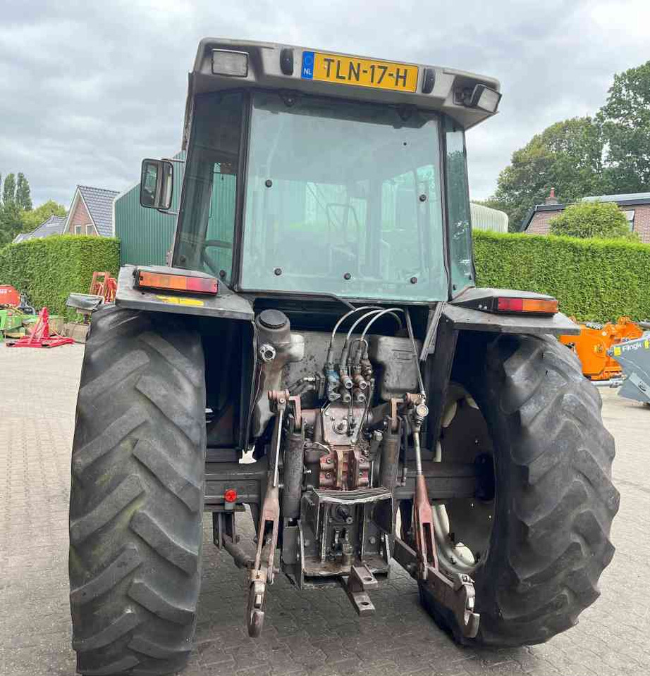 Massey Ferguson 3080 Speedshift Tractoren - Farm tractor: picture 4 Massey Ferguson 3080 Speedshift Tractoren - Farm tractor: picture 4
