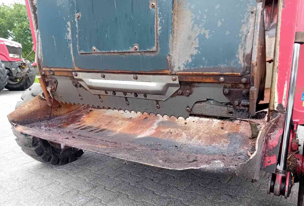 Trioliet Gigant 900 voermengwagen - Forage mixer wagon: picture 4 Trioliet Gigant 900 voermengwagen - Forage mixer wagon: picture 4