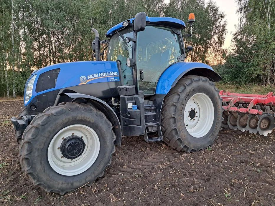 Ciągnik New Holland T7 200 RANGE COMMAND - Farm tractor: picture 4 Ciągnik New Holland T7 200 RANGE COMMAND - Farm tractor: picture 4