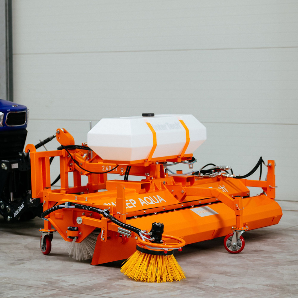 Zamiatarka Sweep - Broom for Farm tractor: picture 3 Zamiatarka Sweep - Broom for Farm tractor: picture 3