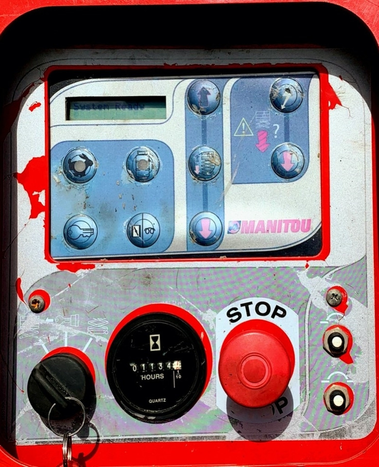 Scissor lift Manitou 120SC: picture 17