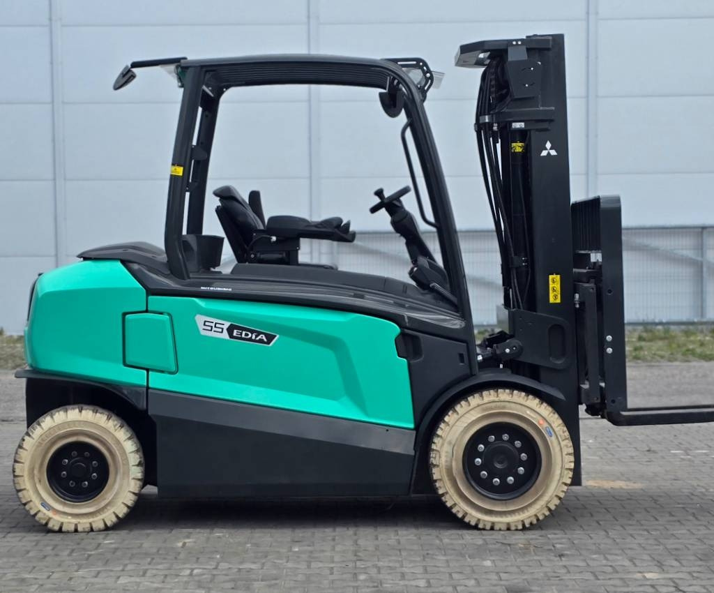 Mitsubishi FB 55 NH DEMO 122hrs only ! - Electric forklift: picture 3 Mitsubishi FB 55 NH DEMO 122hrs only ! - Electric forklift: picture 3