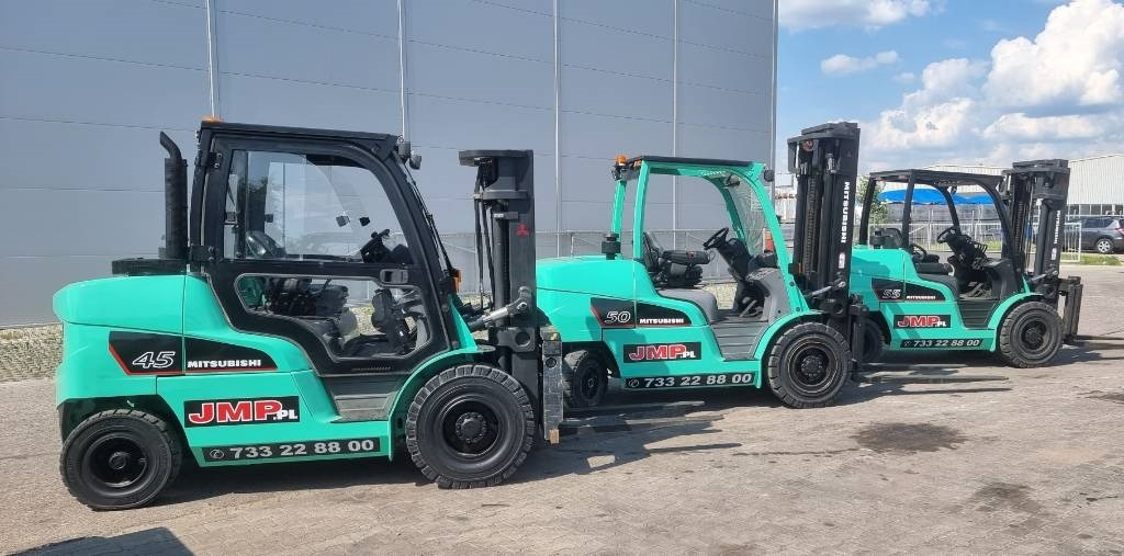 Mitsubishi FD45NT - Diesel forklift: picture 4 Mitsubishi FD45NT - Diesel forklift: picture 4
