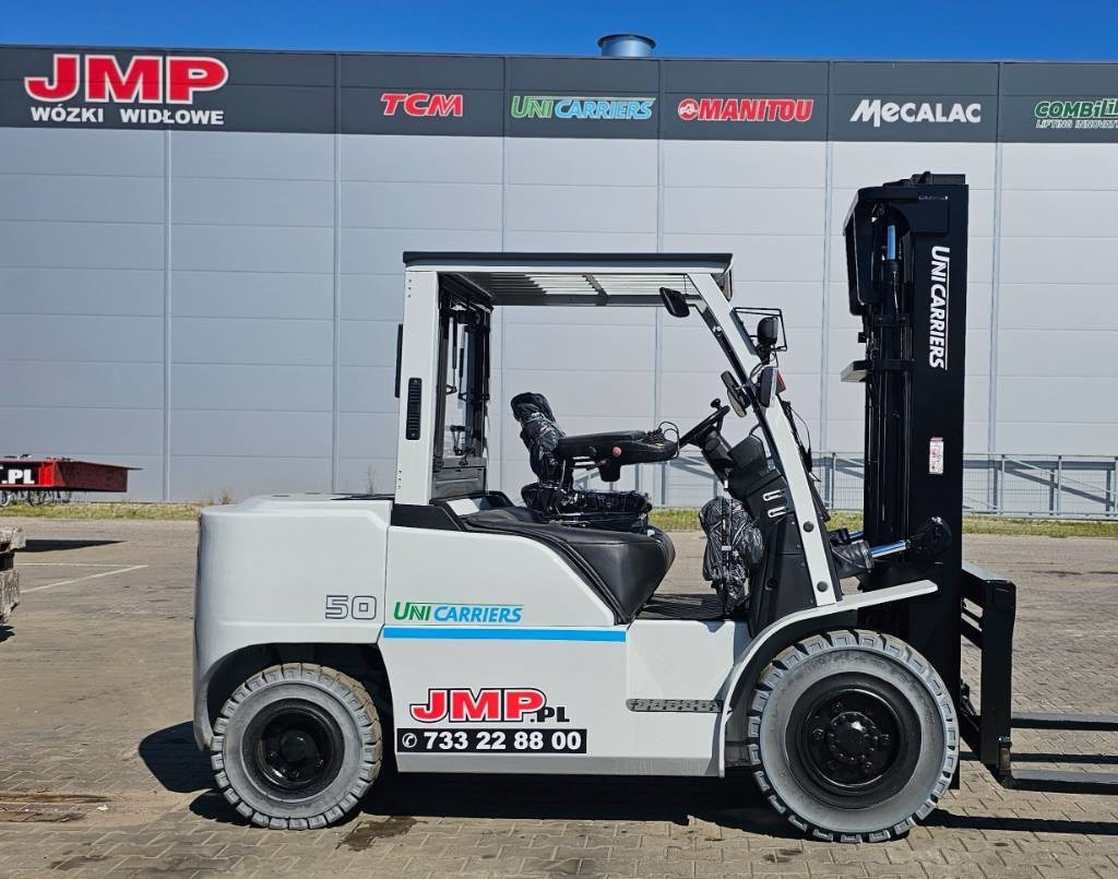UniCarriers DG1F4A50Y GX50 D - Diesel forklift: picture 5 UniCarriers DG1F4A50Y GX50 D - Diesel forklift: picture 5