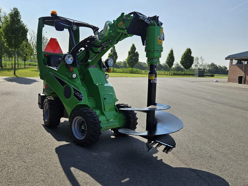 Avant XHD 72 Boorinstallatie met grondboor 900mm - Attachment for Agricultural machinery: picture 5 Avant XHD 72 Boorinstallatie met grondboor 900mm - Attachment for Agricultural machinery: picture 5