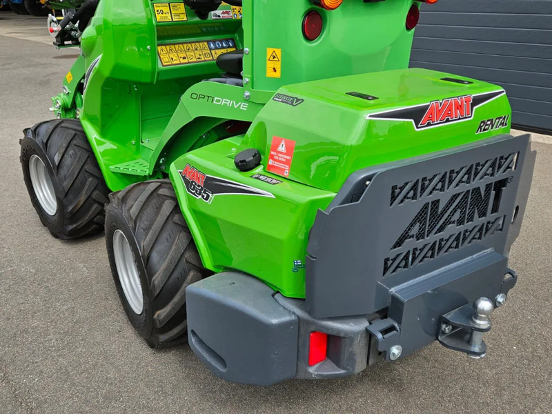 Compact track loader Avant 635i Rental mini-shovel: picture 11