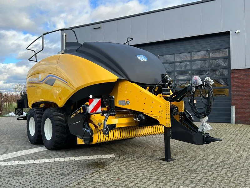 New Holland Bigbaler 1270 plus - Square baler: picture 2 New Holland Bigbaler 1270 plus - Square baler: picture 2