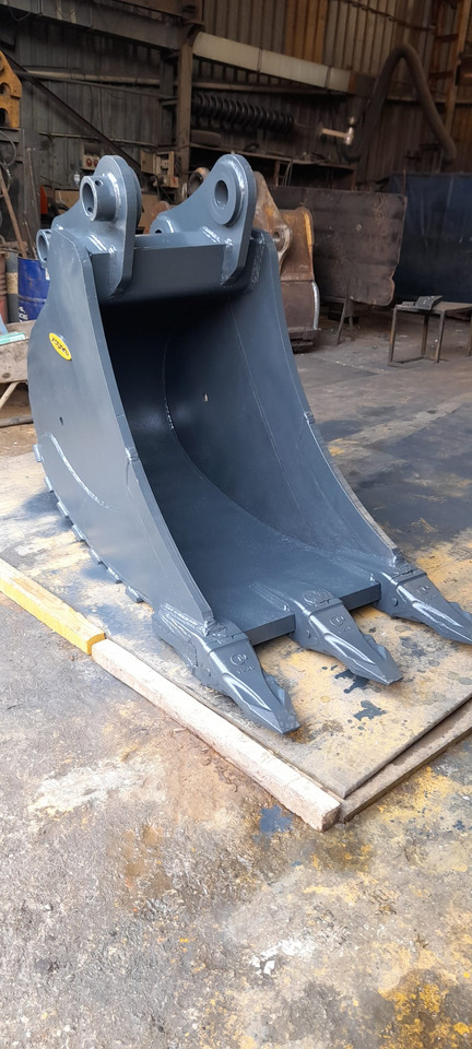 Komatsu - Excavator bucket for Mini excavator: picture 1 Komatsu - Excavator bucket for Mini excavator: picture 1