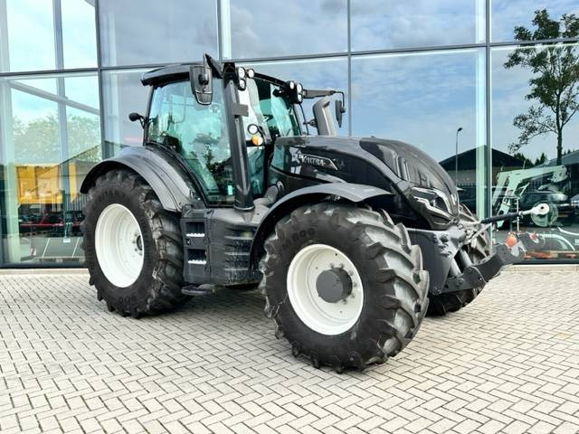 Valtra T235 Direct Smart Touch TWINTRAC! 745 HOURS - Farm tractor: picture 3 Valtra T235 Direct Smart Touch TWINTRAC! 745 HOURS - Farm tractor: picture 3