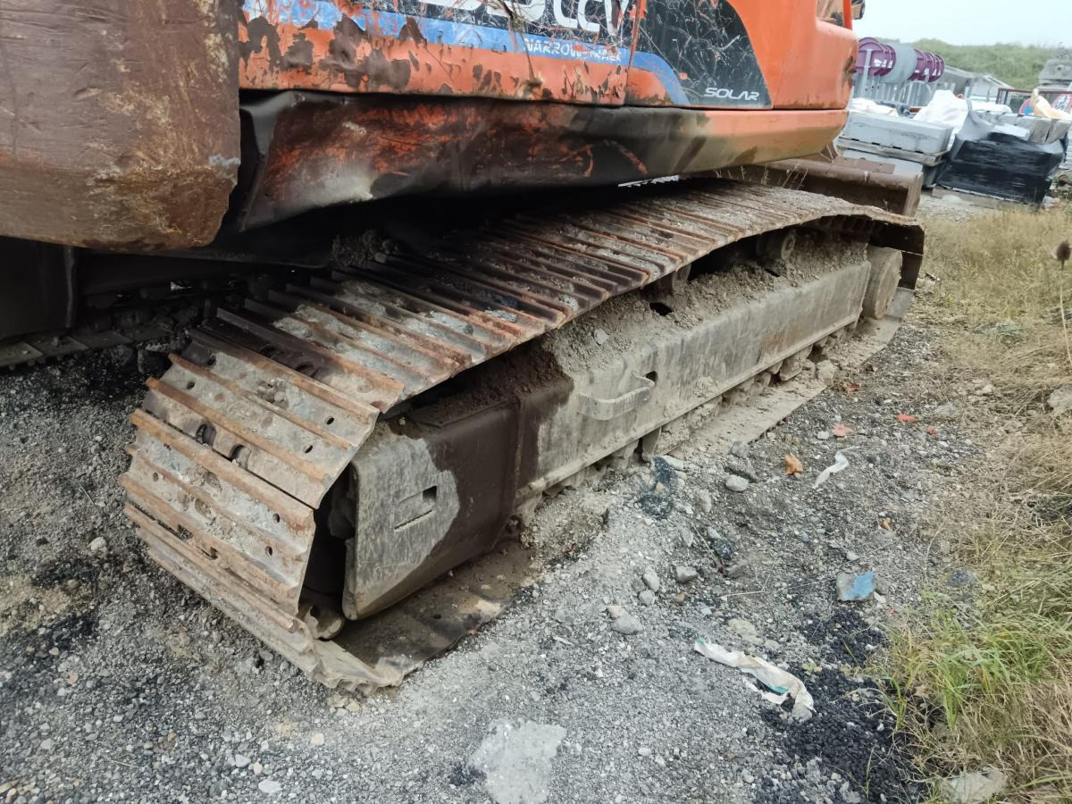 Crawler excavator Doosan Solar 255LC-V: picture 16