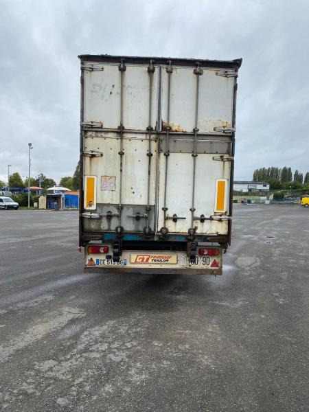 Curtainsider semi-trailer Fruehauf GT TRAILOR: picture 8