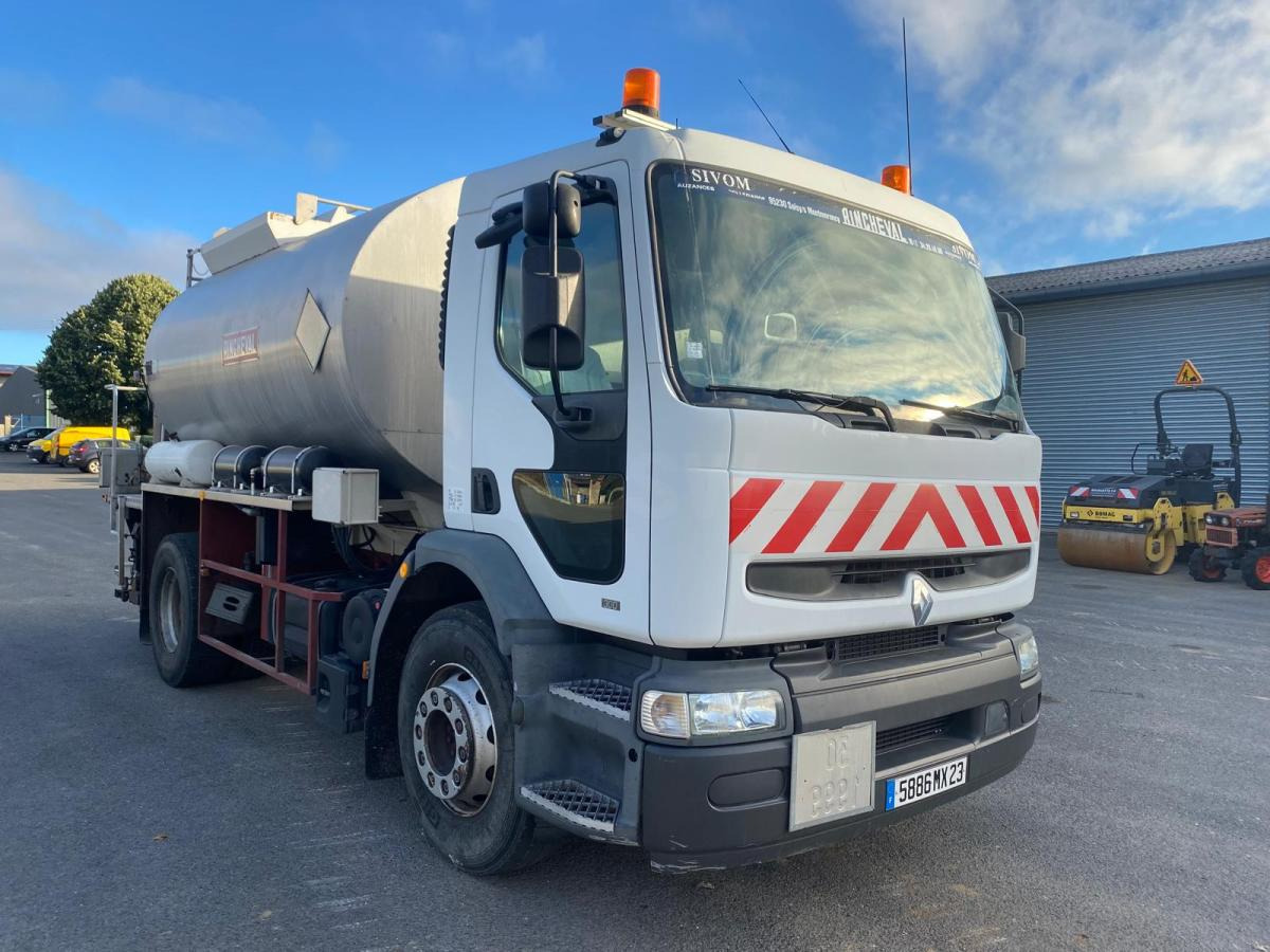 Renault Premium 300 CV - Tank truck: picture 1 Renault Premium 300 CV - Tank truck: picture 1
