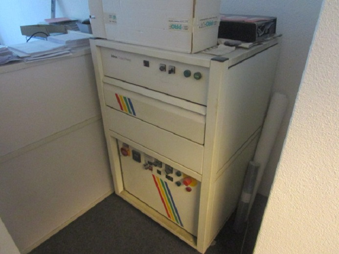 PNEUMATISCHE TRANSFERPRESSEN – HITZEPRESSE FÜR T-SHIRT DRUCK – INTRON COPY PRESS 300 220 070 - Printing machinery: picture 1 PNEUMATISCHE TRANSFERPRESSEN – HITZEPRESSE FÜR T-SHIRT DRUCK – INTRON COPY PRESS 300 220 070 - Printing machinery: picture 1