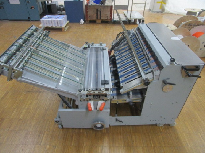 PRESSBOGENAUSLAGE DESTA BAS-FSA 800 - Folding machine: picture 2 PRESSBOGENAUSLAGE DESTA BAS-FSA 800 - Folding machine: picture 2