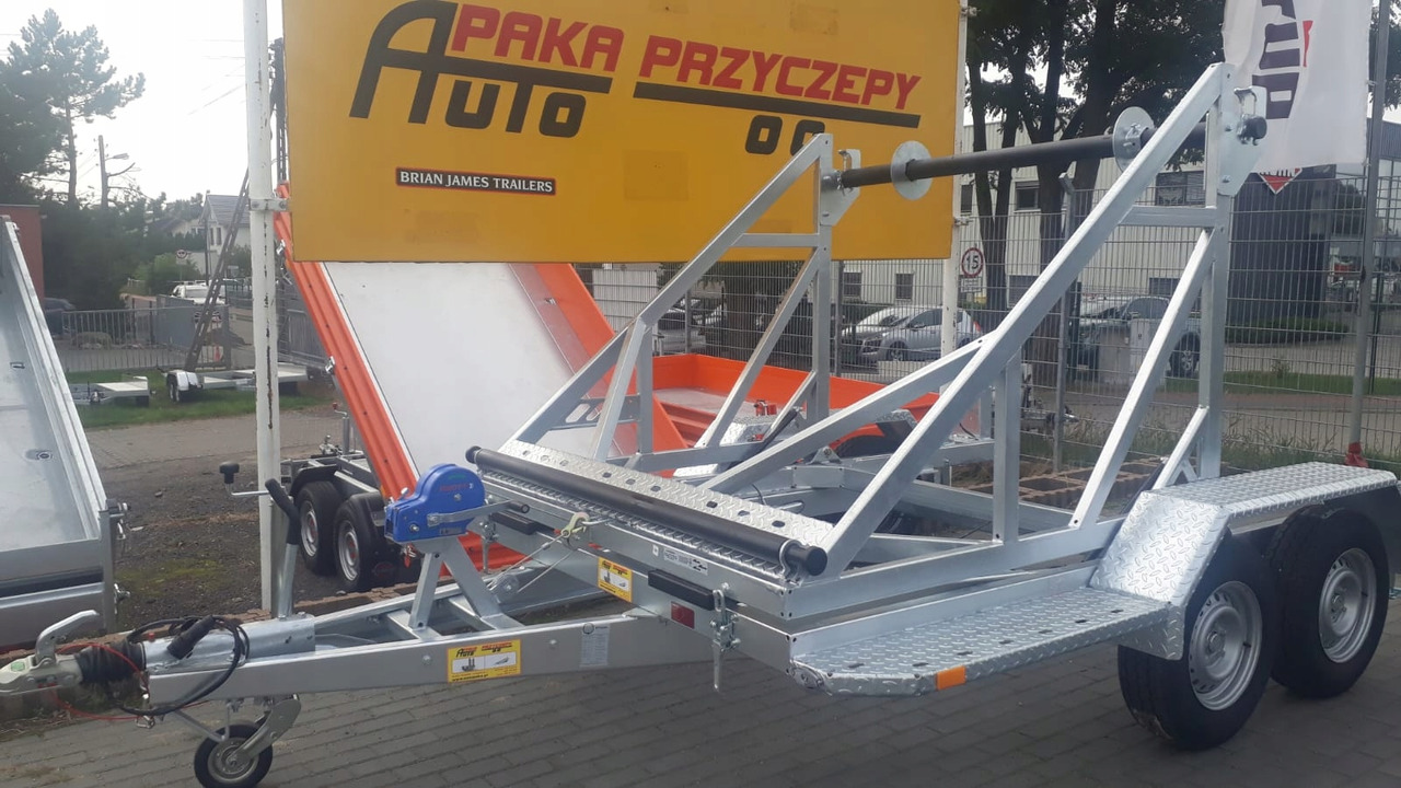 PRZYCZEPA WARK KABLOWA Z WCIĄGARKĄ RĘCZNĄ, DMC 3500 KG / WARK Cable Trailer with Manual Winch, DMC 3500 KG - Cable drum trailer: picture 3 PRZYCZEPA WARK KABLOWA Z WCIĄGARKĄ RĘCZNĄ, DMC 3500 KG / WARK Cable Trailer with Manual Winch, DMC 3500 KG - Cable drum trailer: picture 3