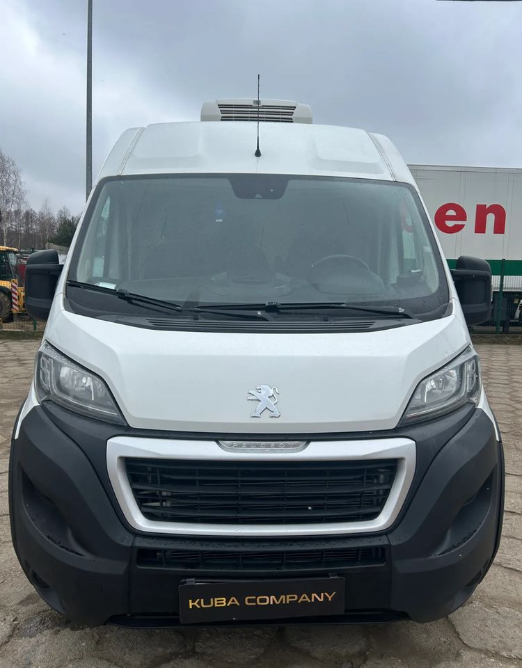 Peugeot BOXER CHŁODNIA MROŹNIA THERMO KING C-150e MAX / 2 KOMORY / 2018 ROK !! - Refrigerated van: picture 3 Peugeot BOXER CHŁODNIA MROŹNIA THERMO KING C-150e MAX / 2 KOMORY / 2018 ROK !! - Refrigerated van: picture 3