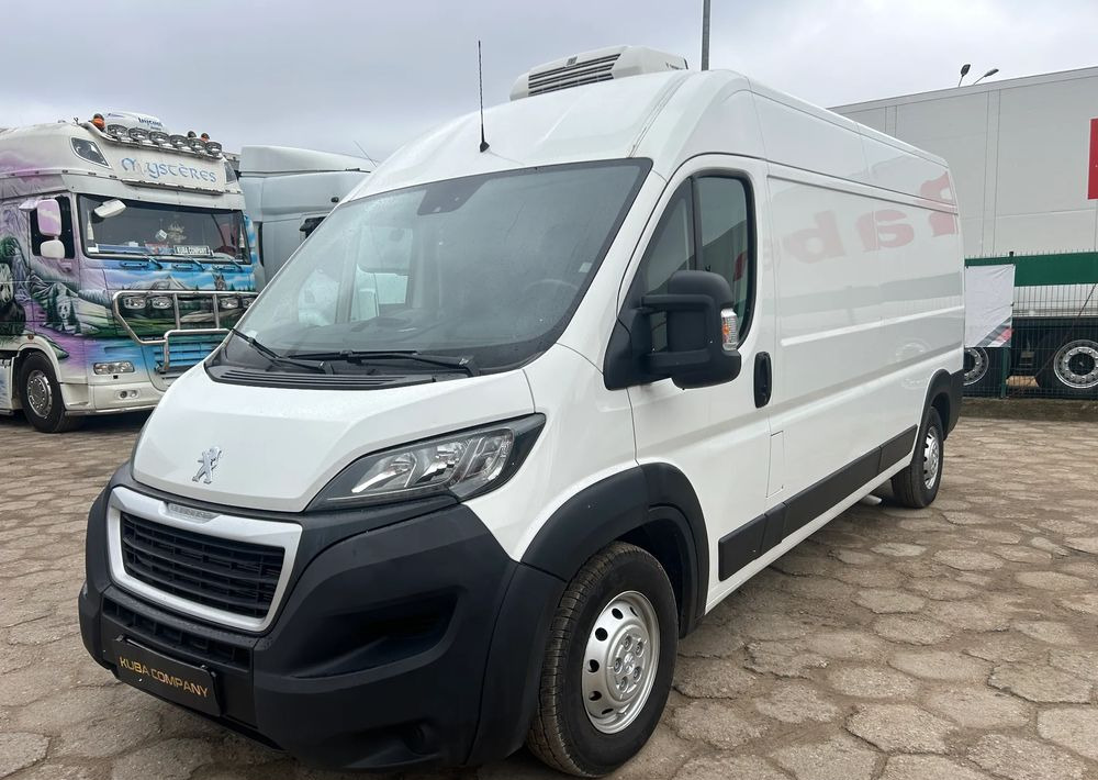 Peugeot BOXER CHŁODNIA MROŹNIA THERMO KING C-150e MAX / 2 KOMORY / 2018 ROK !! - Refrigerated van: picture 4 Peugeot BOXER CHŁODNIA MROŹNIA THERMO KING C-150e MAX / 2 KOMORY / 2018 ROK !! - Refrigerated van: picture 4