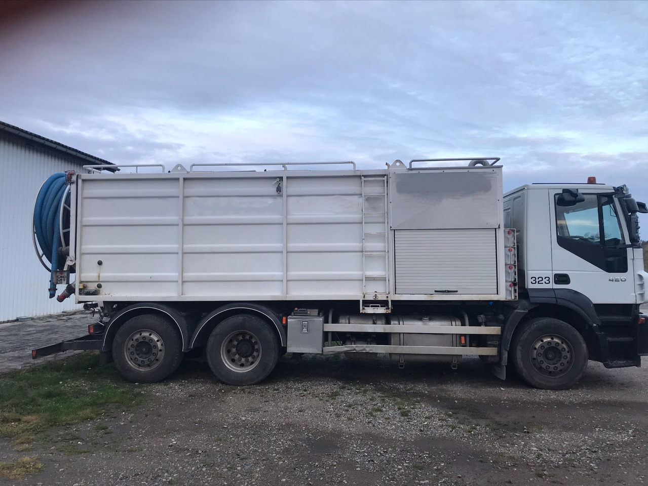 VacuDrain 1271 - Vacuum truck: picture 3 VacuDrain 1271 - Vacuum truck: picture 3