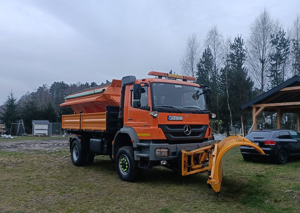 Mercedes-Benz Axor 1824 - Snow removal vehicle: picture 4 Mercedes-Benz Axor 1824 - Snow removal vehicle: picture 4