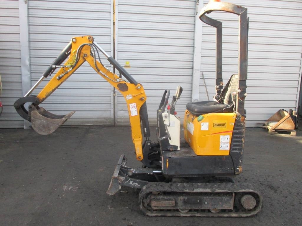 Bobcat E 08 - Mini excavator: picture 1 Bobcat E 08 - Mini excavator: picture 1