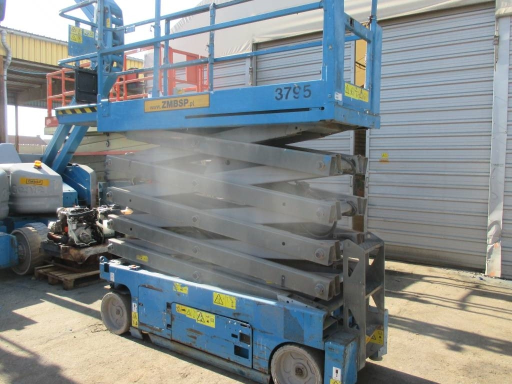 Genie GS 3232 - Scissor lift: picture 3 Genie GS 3232 - Scissor lift: picture 3