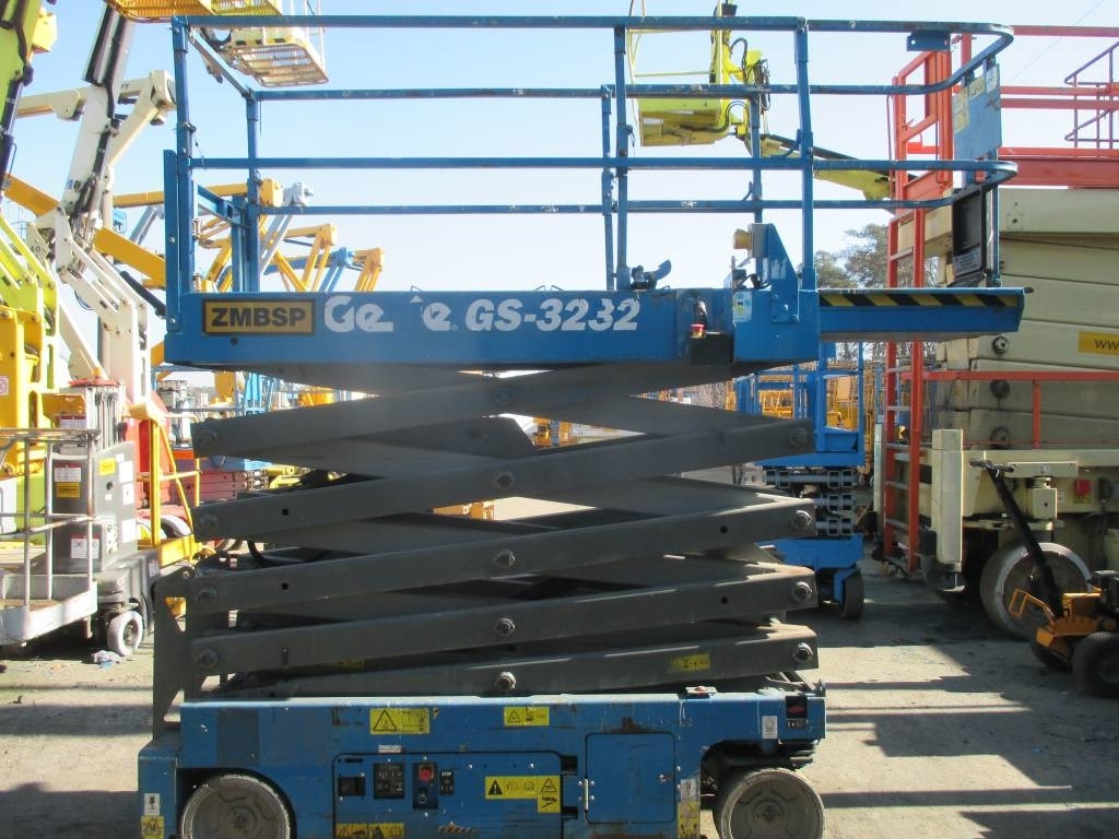Genie GS 3232 - Scissor lift: picture 2 Genie GS 3232 - Scissor lift: picture 2