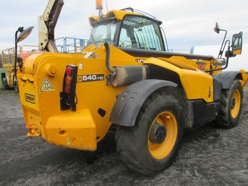 JCB 540-140 - Telescopic handler: picture 3 JCB 540-140 - Telescopic handler: picture 3