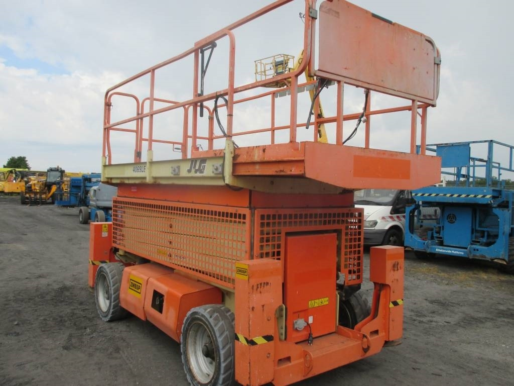 Scissor lift JLG 4069 LE: picture 9